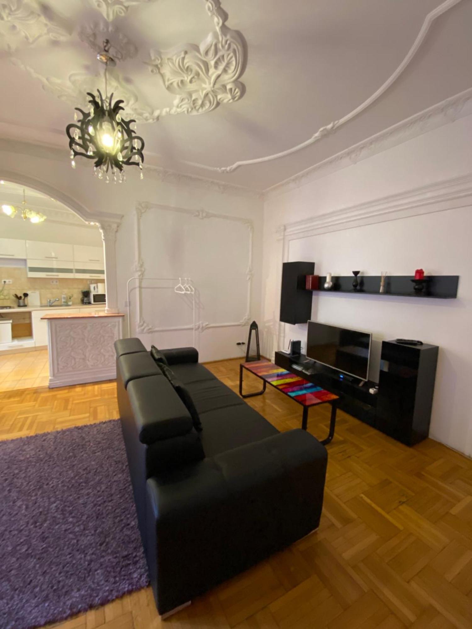 Apartment And Rooms Heart Of The City Budapest Ngoại thất bức ảnh