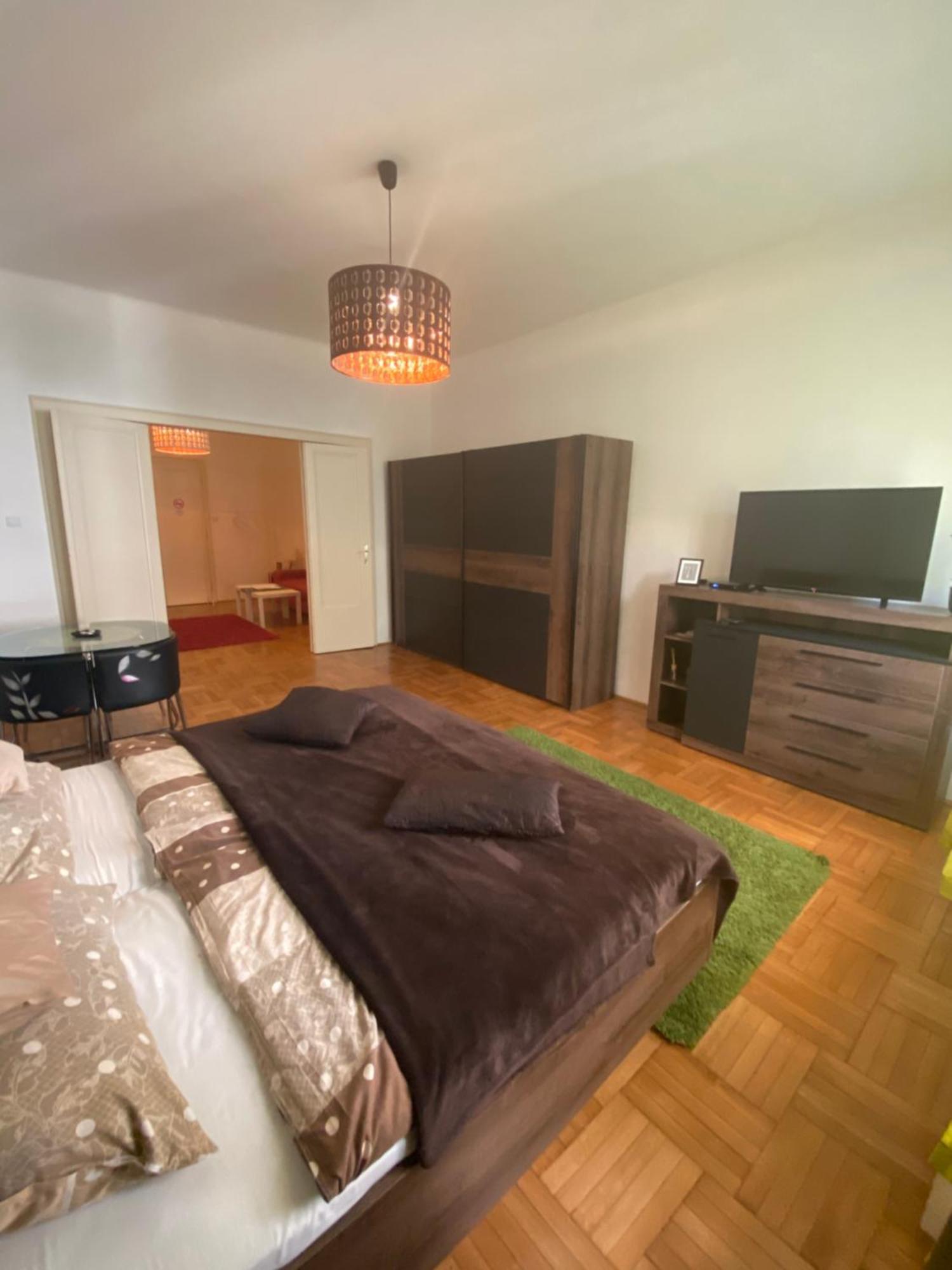 Apartment And Rooms Heart Of The City Budapest Ngoại thất bức ảnh